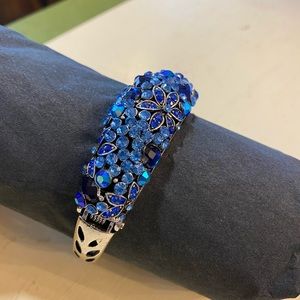 Blue sparkly bracelet